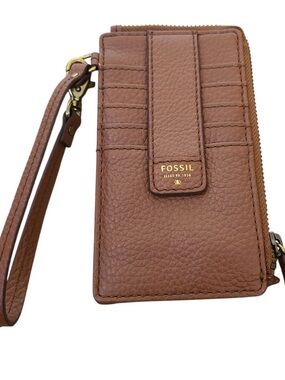 Fossil Tan Pebbled Leather Wristlet Card Wallet